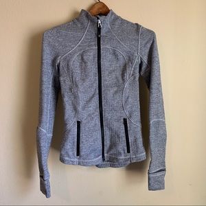Lululemon zip up jacket size 4